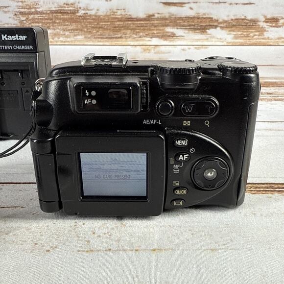 Nikon Coolpix 5400 Digital Camera 5.1MP Black Tested - Picture 3 of 5